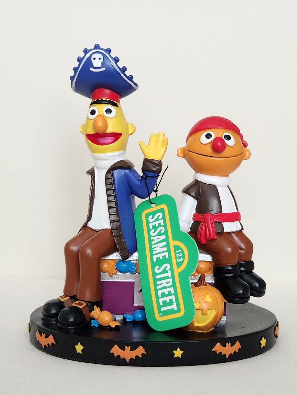 Sesame Street Halloween Bert & Ernie in Pirate Costumes, 8" Figurine Statue New